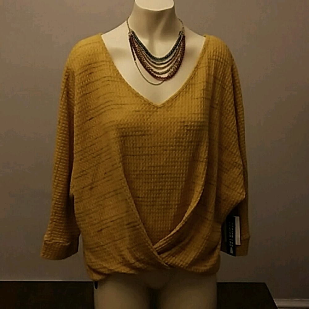 Design Lab Light Knit Sweater